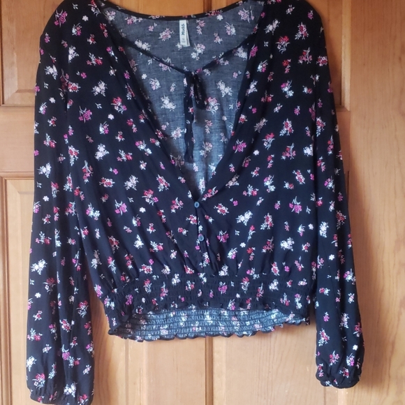 $45 Mudd | Gauzy Long Sleeve | Black Floral Top - Picture 3 of 5
